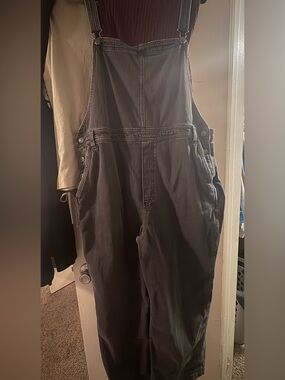 Aerie charcoal gray casual overalls